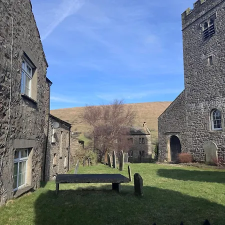 Sheepfold Camping